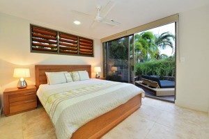 port Douglas villa mercedes luxury holiday home hire